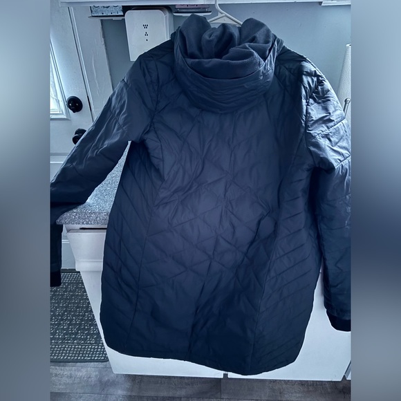 Columbia Winter Coat- black- large - Picture 4 of 4